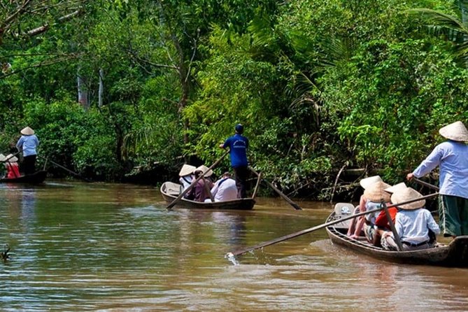 Mekong 2D1N SMALL GROUP Stay at Family Homestay WITH BBQ DINNER - Family homestay tiny garden: sunset, fishing, canoeing, and BBQ camp-fire dinner