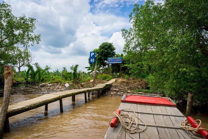 Mekong Delta 2-Day Tour: Floating Markets & Cultural Exploration - Tan Phong sweet shop, canals, and a lunch you actually learn from