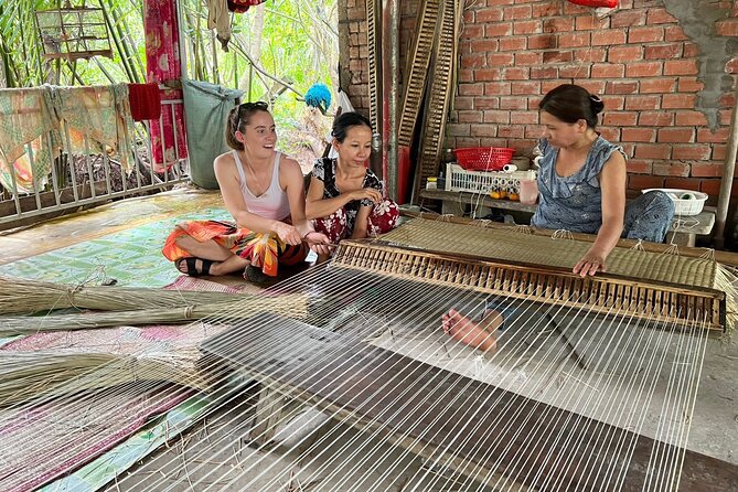 Mekong Delta tour: Ben Tre 1 day by DGT - Sampan rowing through narrow coconut canals