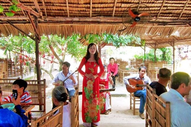 Mekong Delta Tour Daily - Ben Tre by Mekong cruise and quiet canals