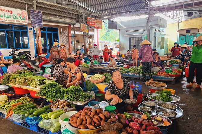 Mekong Wheels & Waters: Scooter, Sailboat, and Savory Food - Heading Back to Saigon: The 3-Hour Return and a Reason to Rest