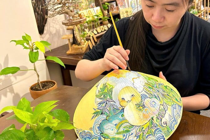 Paint & Personalize a Vietnamese Non La with B/S Art Studio topic - Paint & Personalize a Vietnamese Non La: The big idea