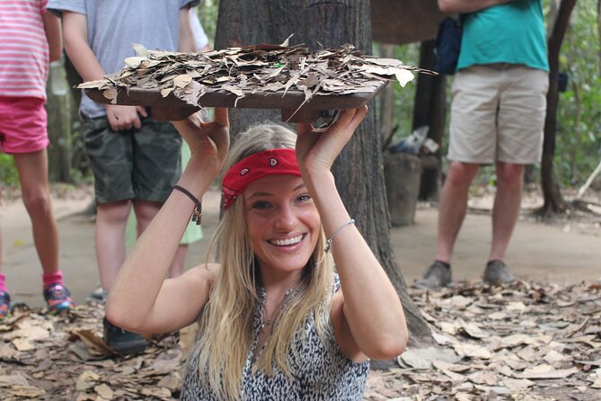Premium Cu Chi Tunnels Tour with Local Expert by SpeedBoat - Guides and Group Size: Why People Keep Thanking the Host
