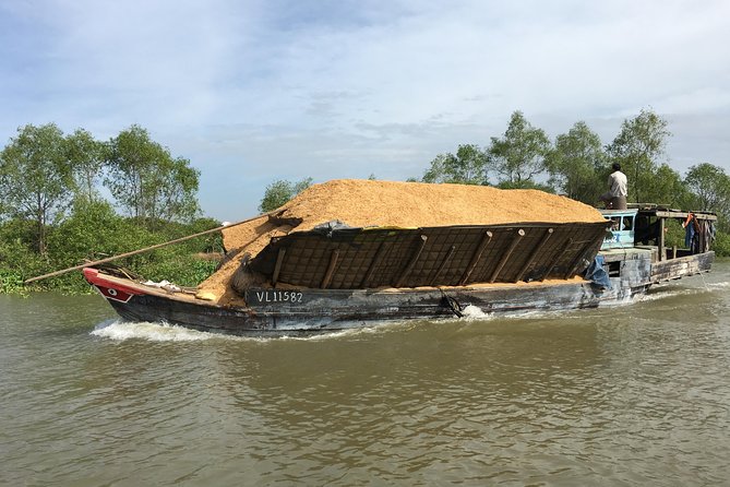 Private Authentic Mekong River Full Day Trip - Non Touristic Mekong delta - Boat Trip and Sampan Cruise: Seeing the Mekong at Water Level