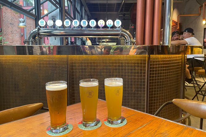 Private Craft Beer and Sightseeing Adventure Tour on Scooter in Ho Chi Minh City - Dien Bien Phu food stop: bún bò Huế plus Bia Sệt frozen beer