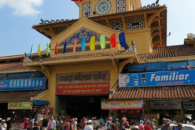 Private Cu Chi Tunnels and Ho Chi Minh City Tour 1 Day - Notre Dame Cathedral and Saigon Central Post Office: French detail in the middle of modern traffic