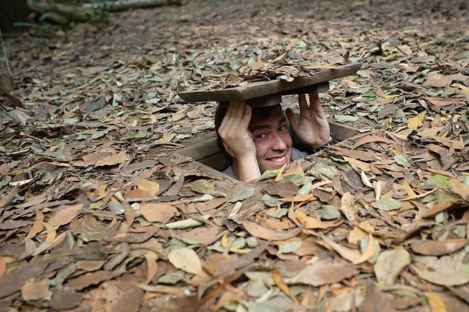 Private Cu Chi Tunnels: Ben Duoc Less Touristy with Veteran Guide - Ben Duoc Tunnels and the Liberated Zone: From 3D Briefing to Underground Reality