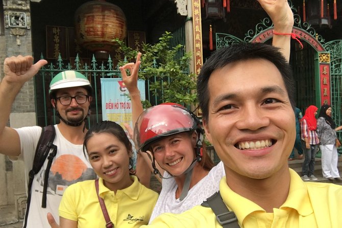 Private Hidden-Gem Sightseeing Motorbike Tour with Local Students - Motorbike time in Saigon: the value of seeing less by seeing differently