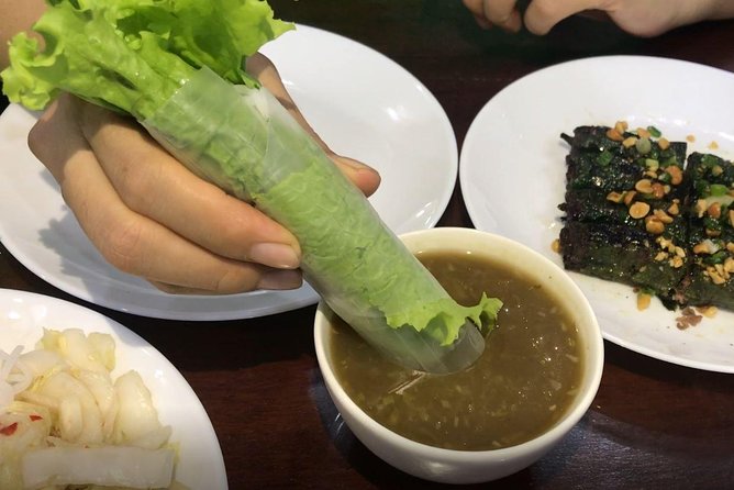 Private Ho Chi Minh Street Food Tour by Motorbike with Ao Dai Female Rider - Stop-by-Stop: Food, Flavor, and Why Each Location Matters