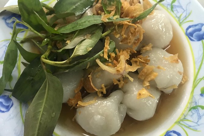 Private Ho Chi Minh Street Food Tour by Motorbike with Ao Dai Female Rider - Who Should Book This Tour (and Who Should Pass)