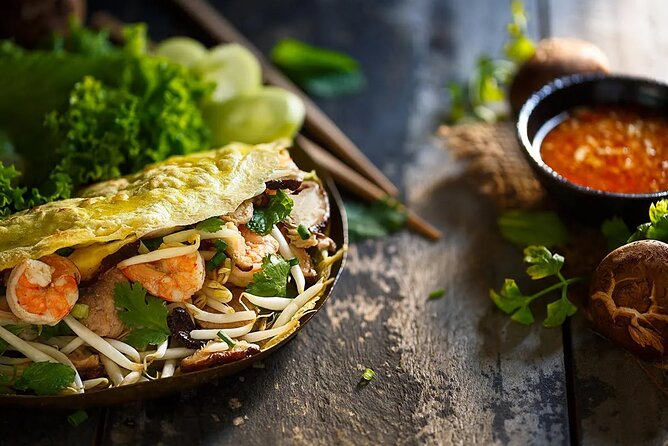 Private Jeep Tour Saigon by Night: Foodie & City Tour - The guide can make or break the night