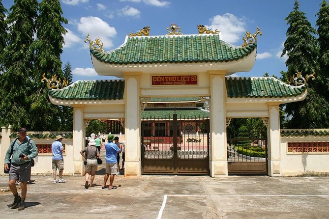 Private Long Tan Tour and Nui Dat Battle Field - Bien Hoa Air Base and Long Binh Junction: US Operations and Movement