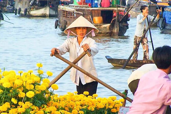 PRIVATE LUXURY Mekong Delta full day from HCM city - Ben Tre lunch: the included meal that keeps the day human