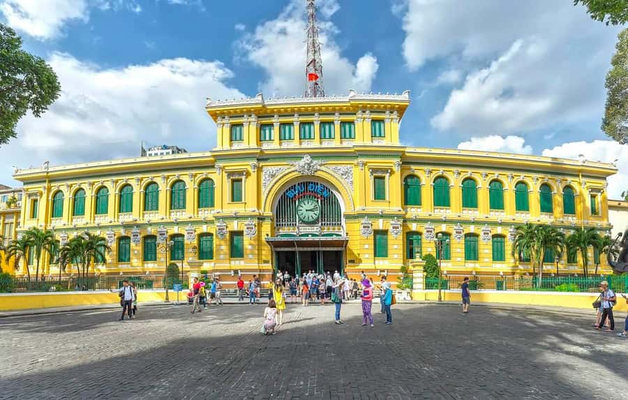 Private Saigon Highlights Tour by Car – Flexible Half Day - Ho Thi Ky Flower Market: Orchids, Rose Lanes, and a Quick Snack
