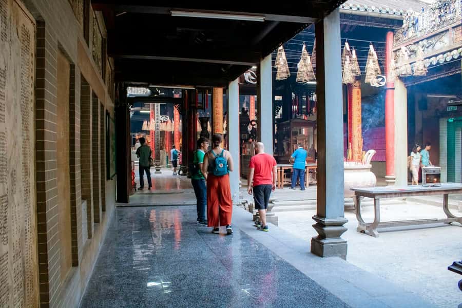 Private Saigon History, Hidden Gems & Culture Motorbike Tour - Chinatown by bike: Thien Hau Temple, Silk Street, and Lantern Street