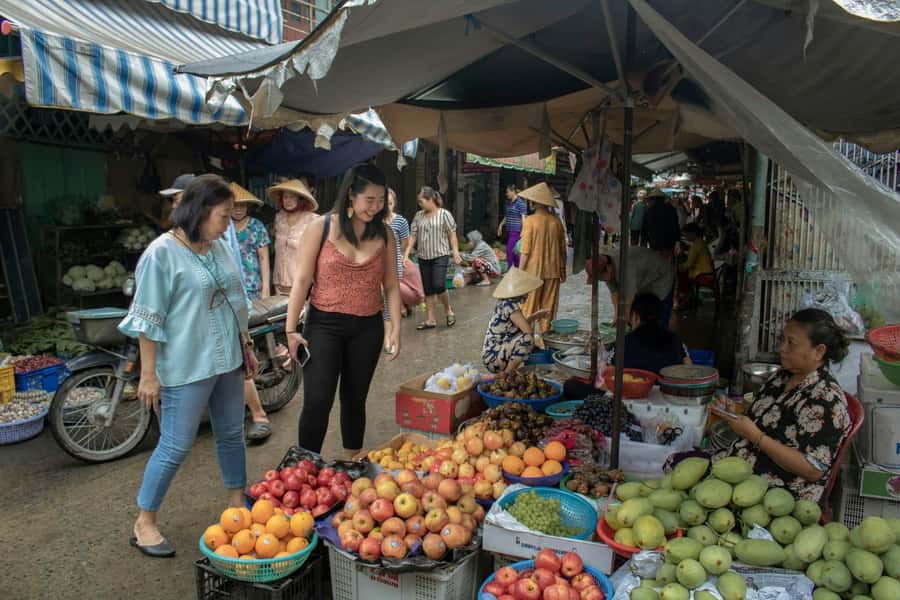 Private Saigon History, Hidden Gems & Culture Motorbike Tour - Central Post Office to Independence Palace: landmarks, but with the story attached