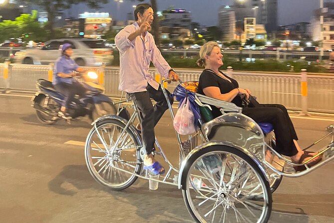 Private Street Food Discovery by Cyclo at Night in Ho Chi Minh - Key highlights you’ll feel right away
