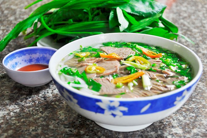 Private Street Food Tour by Scooter in Ho Chi Minh City - Stop 1: Thich Quang Duc Monument and why it’s more than a photo stop