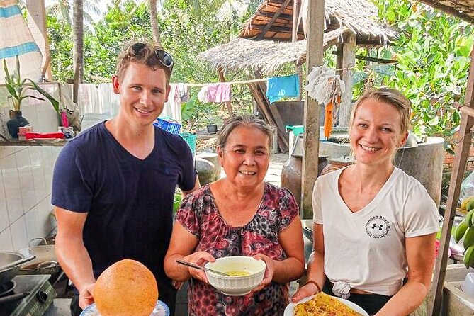 Private Tour - Mekong Delta 'My Tho' with Cooking Class 1 Day - Guide quality: the difference between a tour and a smooth day