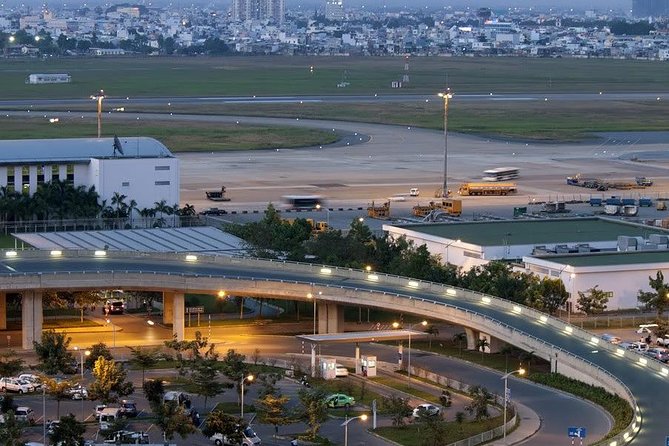 Private transfer Tan Son Nhat airport - Hotels in Ho Chi Minh - Quick takes before you land