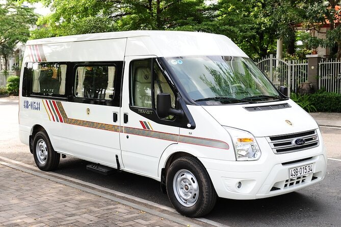 Private transfer Tan Son Nhat airport - Hotels in Ho Chi Minh - Shared arrival vs private pickup: what it means in practice
