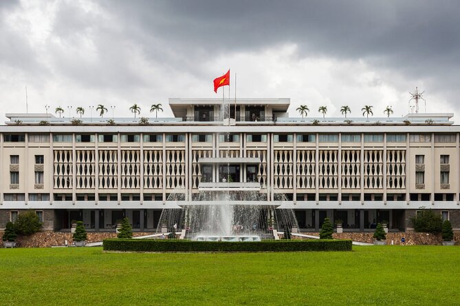 Private Walking Half Day Tour in Ho Chi Minh City - Nguyen Hue Avenue and the Saigon Opera House: a classic exterior stop, timed well