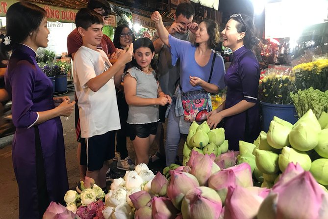 Private Walking Saigon Food Tour by Night - Key highlights you’ll feel right away
