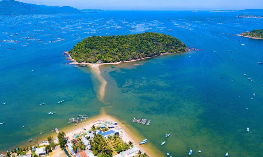 Quy Nhon Island Day Tour: Ky Co Beach, Eo Gio - How this full-day Quy Nhon island route feels