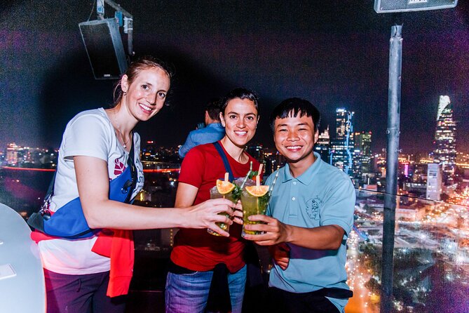 Saigon After Dark With Seafood, Beer & Live Music Bar - Key Reasons This After-Dark Tour Works