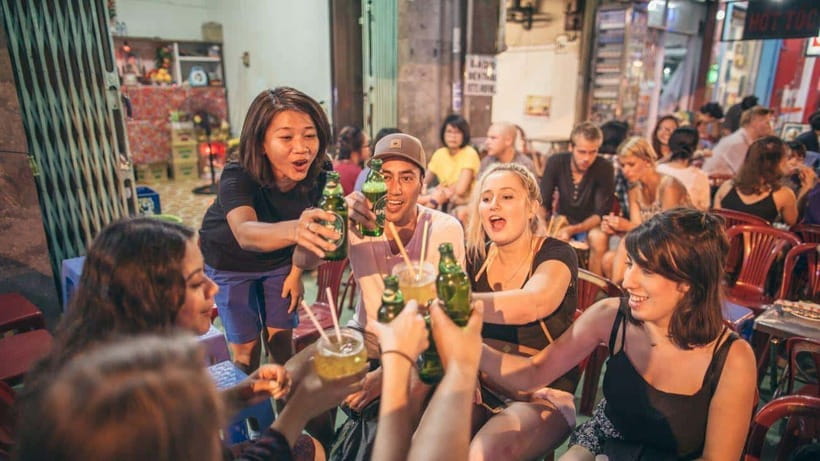 Saigon at Sunset: Ultimate Street Food Experience - Meeting at the Fine Arts Museum and getting oriented fast