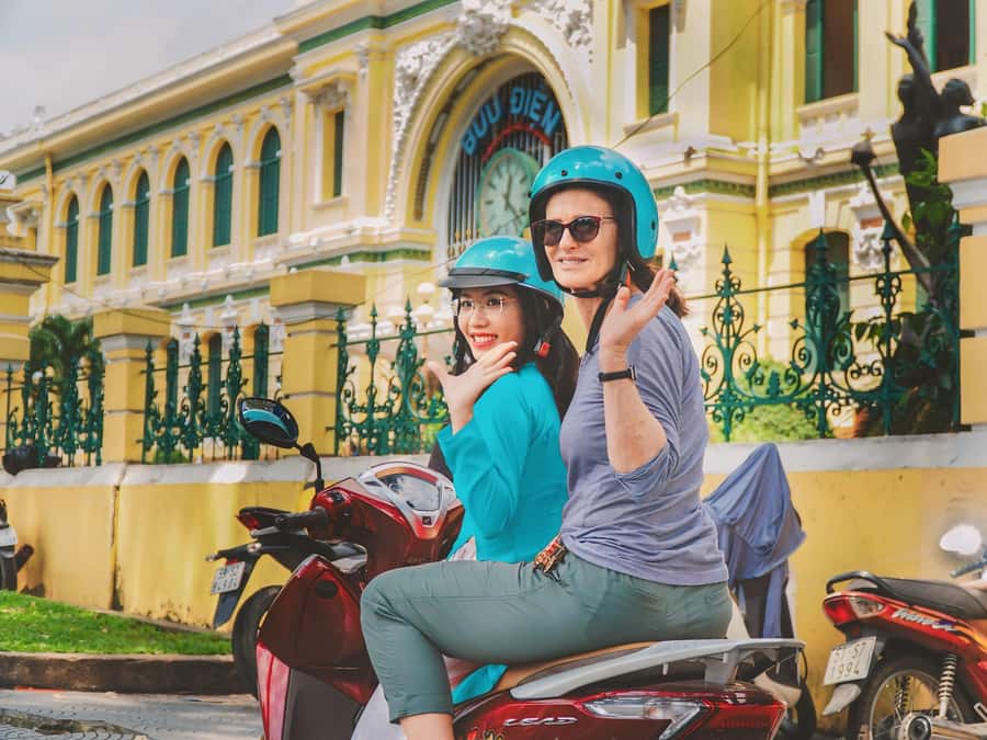 Saigon: Best Price Authentic Food Tour with Female Rider - Why a Female-Led Scooter Ride Works in Saigon