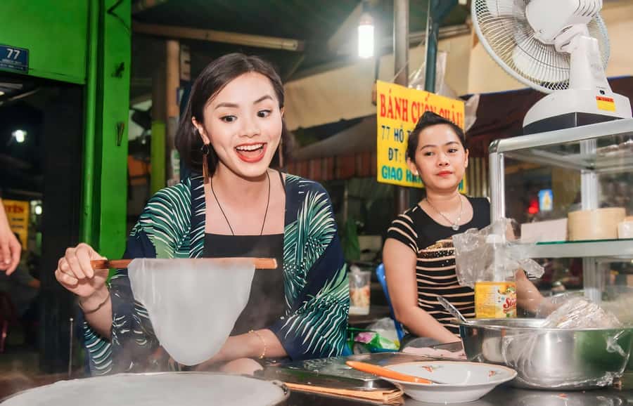 Saigon: Best Price Authentic Food Tour with Female Rider - Who Should Book This Food-and-Scooter Night