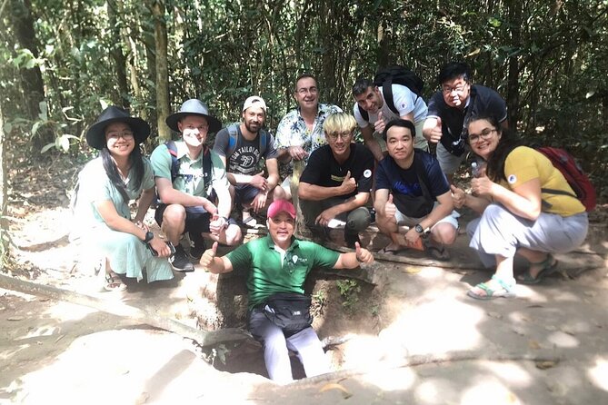 Saigon City Tour and Cu Chi Tunnel Full Day Tour - Saigon Central Post Office: a fast stop with real character
