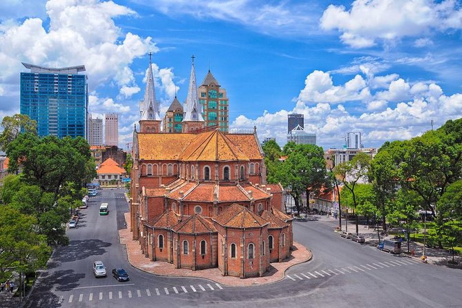 Saigon in a Day: Ho Chi Minh City Sightseeing and Night Food Tour - Key things to know before you go