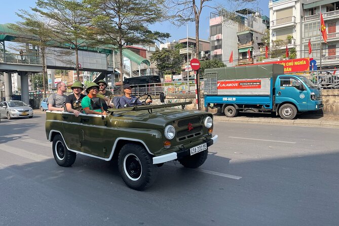 Saigon Jeep City Tour, Backstreet, Cultures hidden Gems 4 Hours - Independence Palace stop: outside views and a history lesson