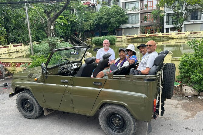 Saigon Jeep City Tour, Backstreet, Cultures hidden Gems 4 Hours - Thich Quang Duc Monument: understanding a powerful landmark