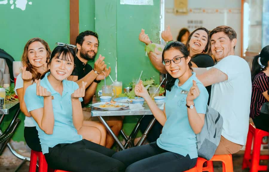 Saigon: Michelin Guide Food Tour with Ao Dai Female Riders - Pickup rules and the one thing that can limit convenience