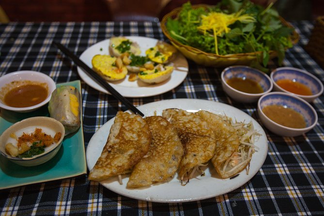 Saigon Night Street Food and City Tour on Scooter - Scooters and street food: why this works so well at night