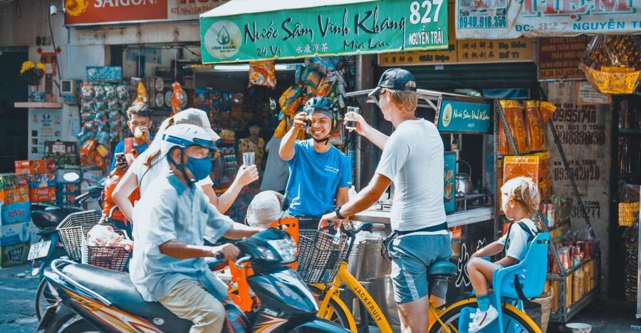 Saigon Off-the-Beaten Path-Cycling Tour in Ho Chi Minh City - District 4: Saigon’s Comeback Story on Foot and on Two Wheels