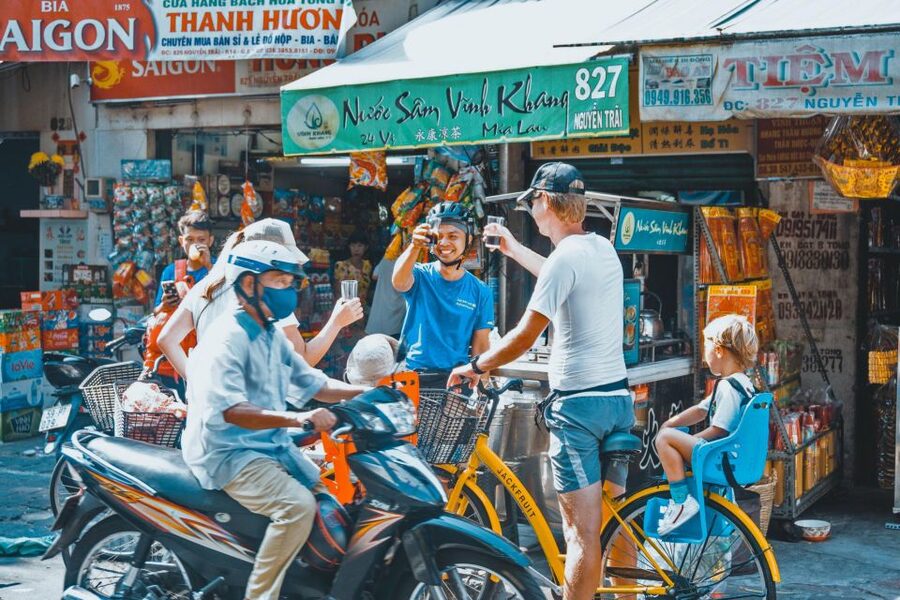 Saigon Off-the-Beaten Path-Cycling Tour in Ho Chi Minh City - Getting There at 7:30 AM: Meeting Point, Timing, and Group Size