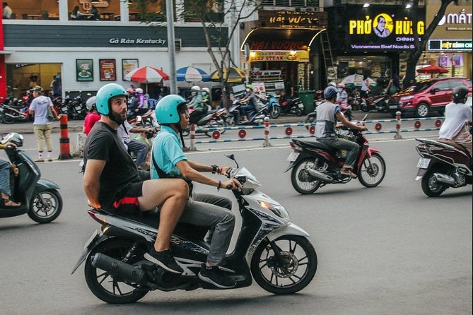 Saigon On 2 Wheels - What it feels like riding: scooter comfort and the pace of traffic