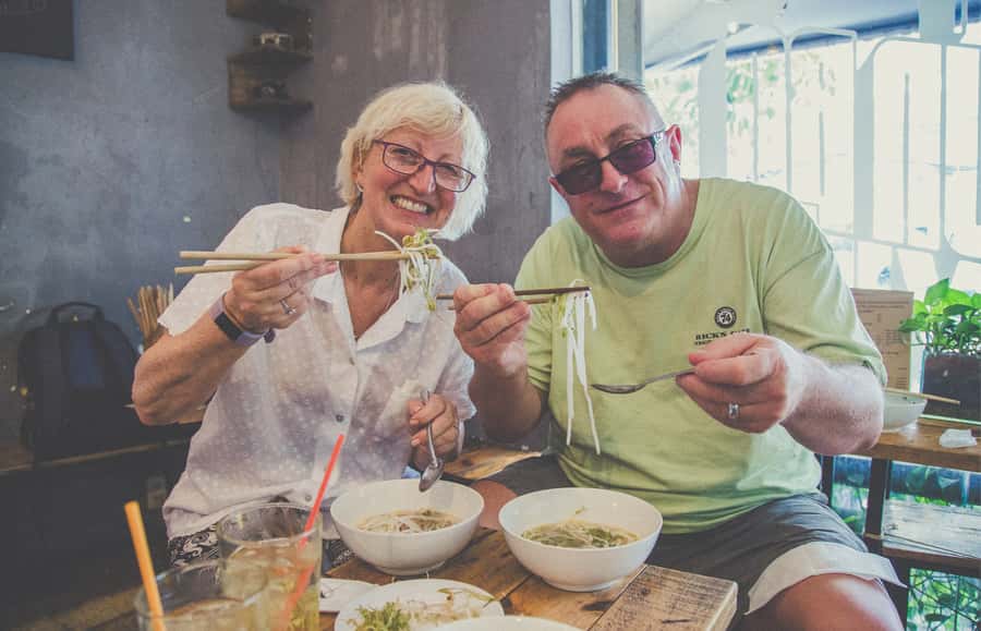 Saigon: Private Backstreets Walking Food Tour - Sugarcane Juice With Kumquat: A Cool Reset Between Districts