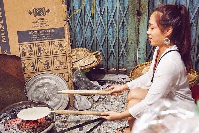 Saigon's Hidden Flavors - Private Street Food Walk with Local Students - Stop 1: beef noodle soup with bone, lemongrass, cinnamon, and pineapple