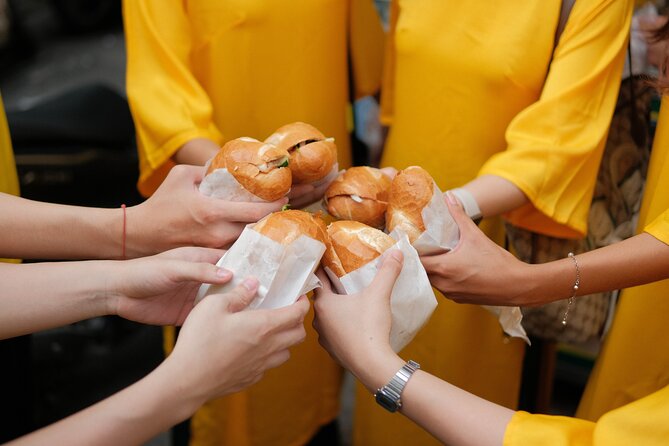 Saigon Sight & Food Tour By Night (Private Tour) - Dinner is built into the plan, not added later