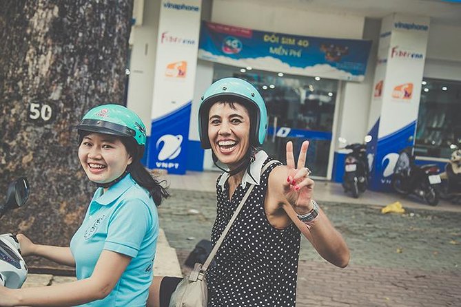 Saigon Sightseeing & Street Food Tour By scooter with Student - Traffic and Timing: When to Go for a Better Scooter Experience