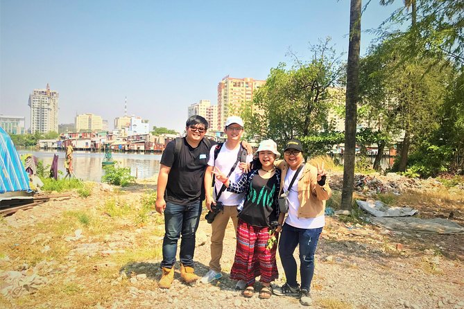 Saigon Slum tour, Chillspots tour by scooter | Female driver - Stop 1: the luxury zone that sets up the contrast