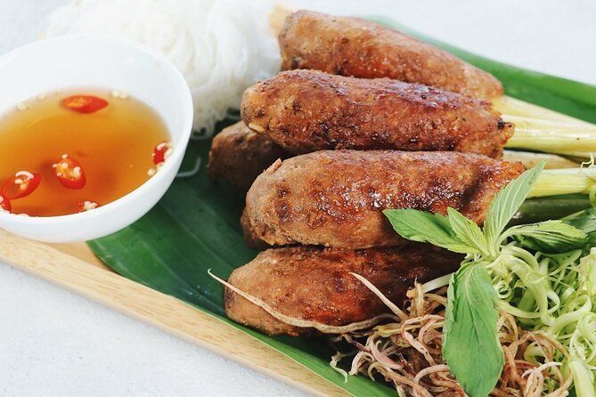 Saigon Street Food Safari by US Army Jeep - Nguyen Thien Thuat apartment blocks: where street life hides in plain sight