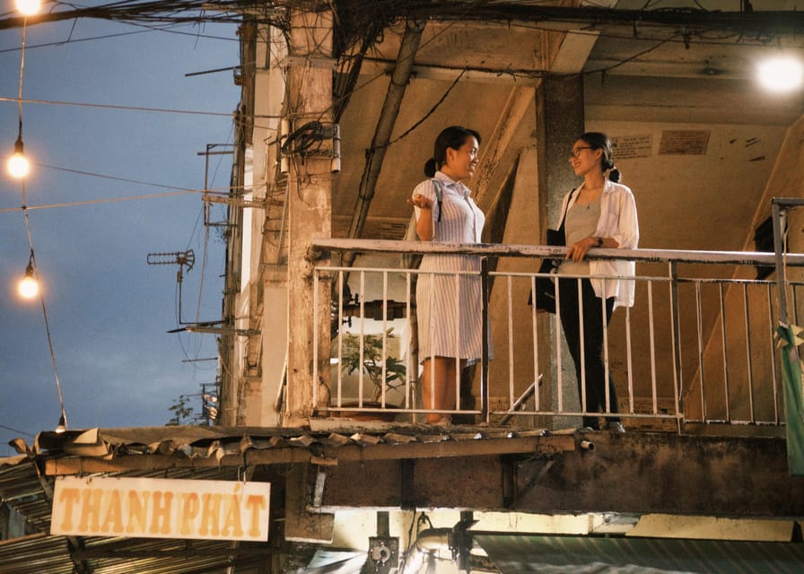 Saigon: Street Food Tour and The Local Life - The guided restaurant part (and what to watch for)