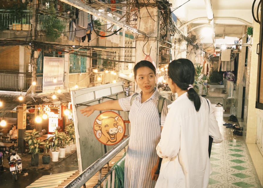 Saigon: Street Food Tour and The Local Life - Rain or shine: what to pack for a 3-hour street food walk