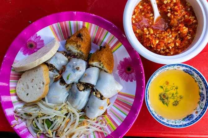 Saigon Vegan Food Tour by GirlPower Motorbike Riders | KissTour - Meeting at Saigon Opera House and getting on the road fast